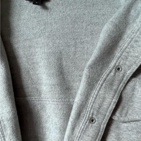 Cropped Shacket Style Top - Picture 3 of 4